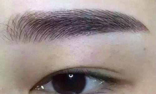 紋眉后顏色不自然怎么辦？